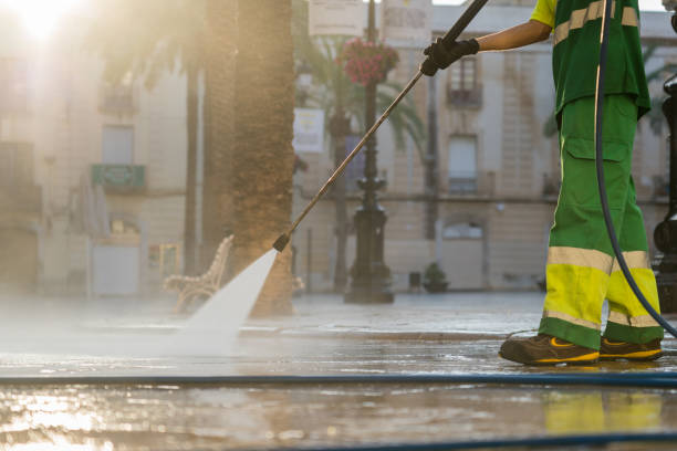 Best Animal Enclosure Cleaning  in Oak Grove, SC